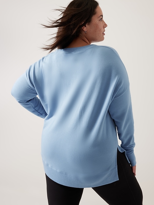 Image number 5 showing, Coaster Luxe Sweatshirt